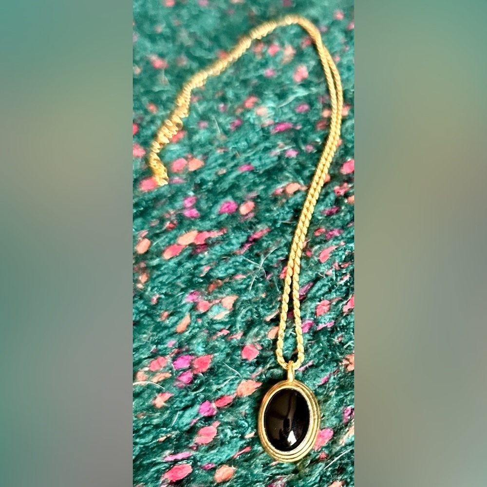 Missoma Savi Ridge Black Onyx Pendant Necklace Gold Vermeil NWOT Discontinued - Picture 5 of 16